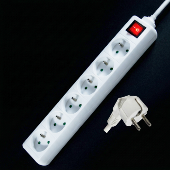 Bloc Multiprise avec interrupteur 6x16A(2P+T) - Câble 1m 3G1.0mm²