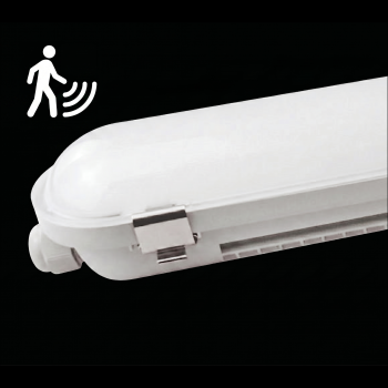 Réglette LED Traversant - détecteur HF - 55-70W / 6600-8400lm / 1500mm / IP65 / 3CCT